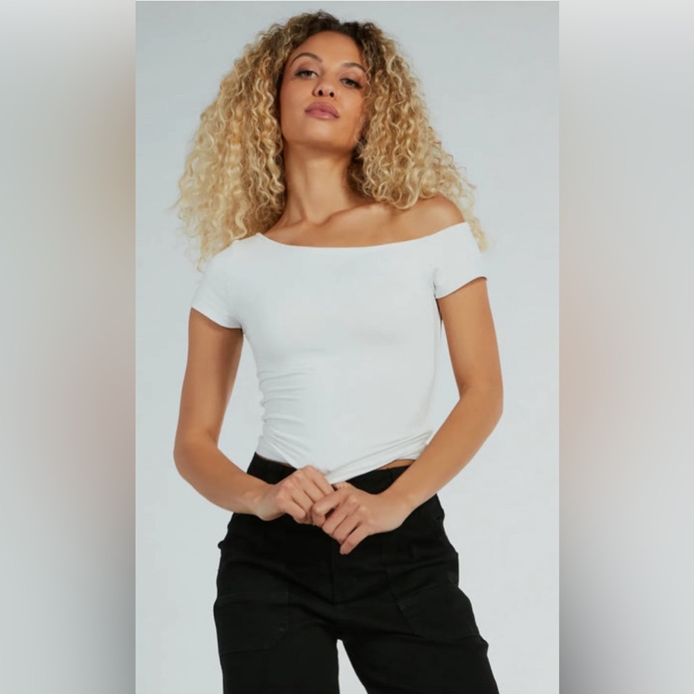 WINDSOR TOP NWT